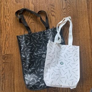 Set of 2 Lululemon Tote Bags - Medium & Small